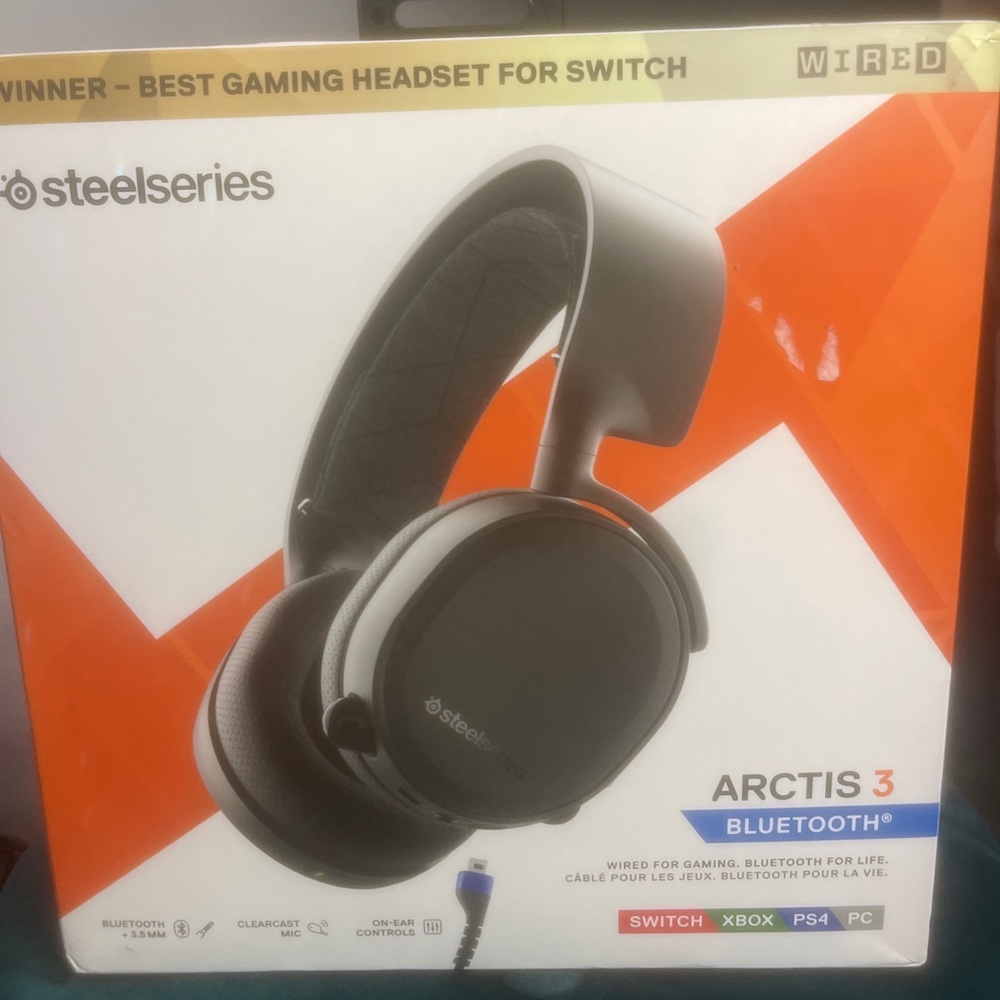Steel series gaming headset !! Bluetooth edition !! New